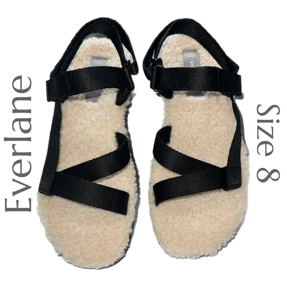 Everlane - Faux Fur Lined Sport Sandals - Black Straps‎ - Size 8 - Picture 2 of 11